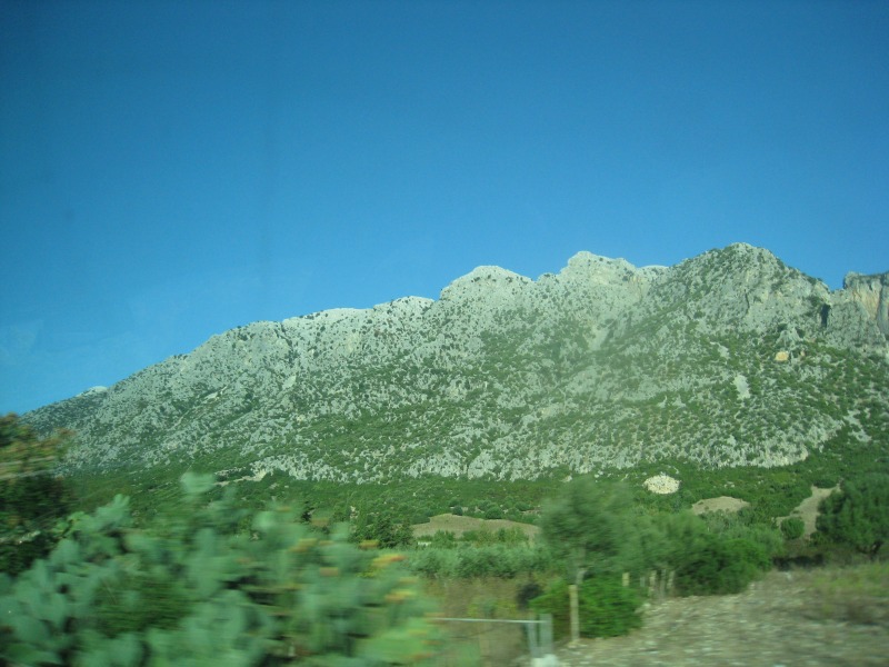 Pohoří Supra Monte - pohled od vnitrozemí 