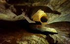 Chýnovská jeskyně, působivý skalní útvar v chodbě před Homolovým jezírkemfoto: Honza Kotík (c) 2022