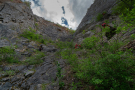 Pohled na závěrečný traverz k propástce od dolního východu z Deštivé jeskyně foto (c) Mejla Dvořáček